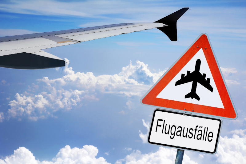 Flugausfälle am Flughafen durch fehlendes Personal oder Streik